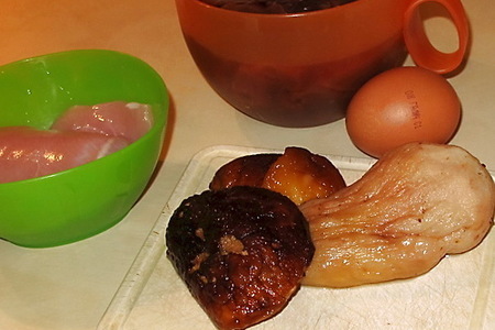Террин с гусиной печенью, белыми грибами и вишней: шаг 1