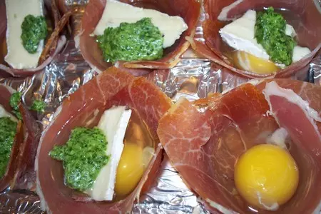Завтрак фермера.яичница в вяленом мясе !!!: шаг 1
