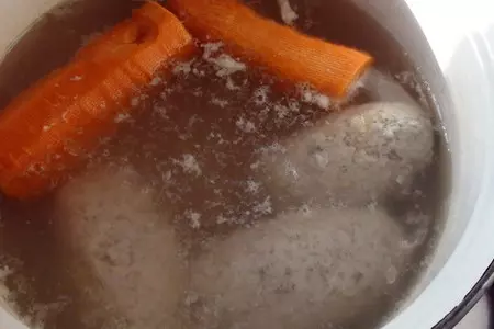 Куриные котлеты с картофелем и морковью.: шаг 2