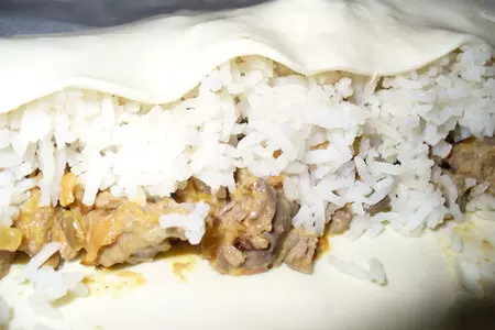 Пирог  " помятый " (с куринными потрошками и рисом ): шаг 4