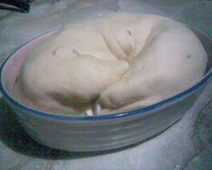 Дрожжевой пирог с болгарской брынзой и яблоками: шаг 2