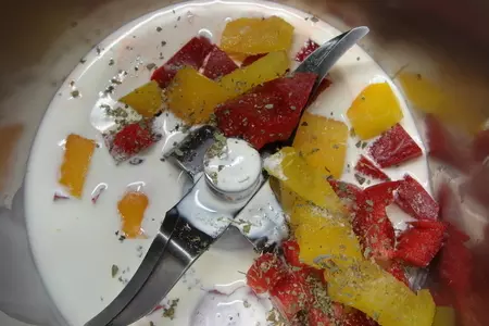 Филе рыбы под вкусным соусом "пепер майоро" с овощным гарниром.: шаг 3