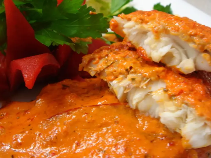 Филе рыбы под вкусным соусом "пепер майоро" с овощным гарниром.: шаг 9