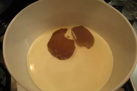 Торт шоколадный с вареной сгущенкой: шаг 1