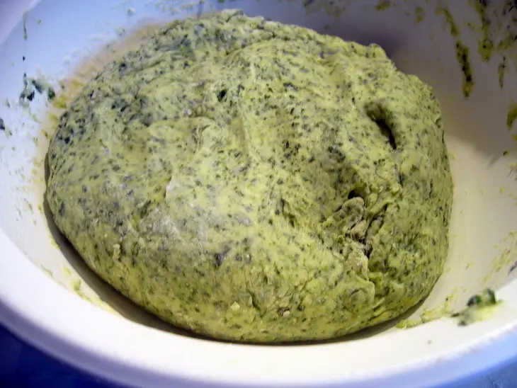 Malfatti (сырно-шпинатные ньокки-неряхи) со сливочным  маслом и шалфеем: шаг 3
