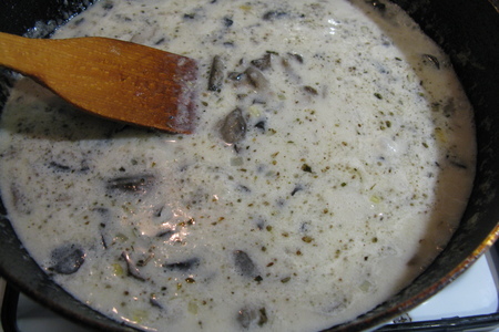 Постное заварное тесто на вареники и пельмени + мясные розочки с грибным соусом: шаг 5