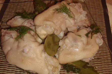 Можож - свиные маринованные ножки: шаг 7