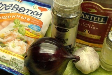 Домашняя чесночно-шпинатная лапша под чесночно-медовым соусом (с креветками).: шаг 8