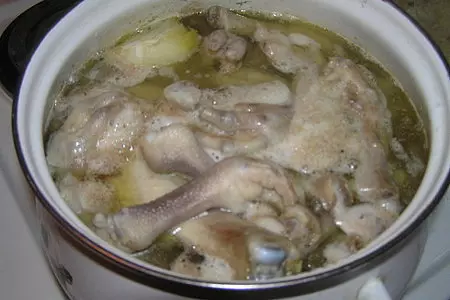 Холодец из куриных лапок: шаг 1