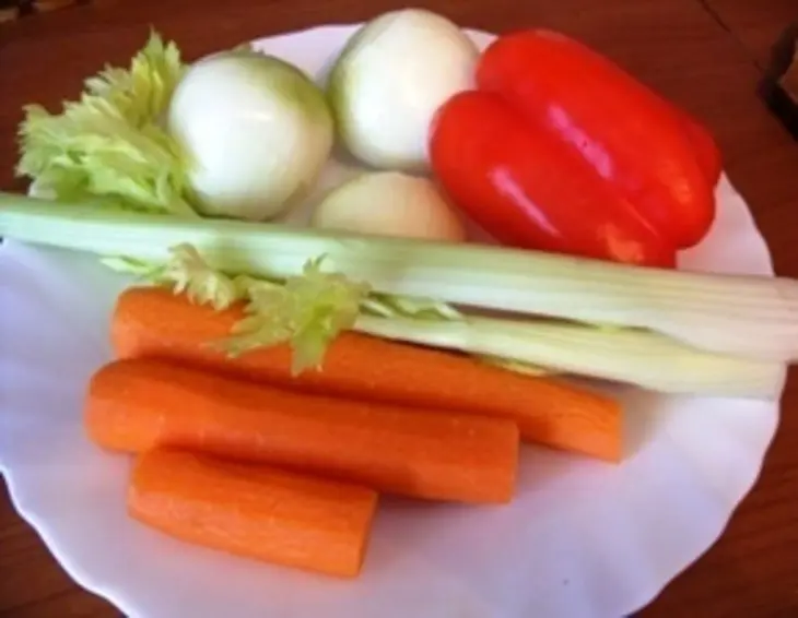 Голубчики из китайской капусты+куриные котлетки на картофельных подушечках (фарш экспериментальный): шаг 3