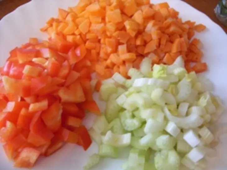 Голубчики из китайской капусты+куриные котлетки на картофельных подушечках (фарш экспериментальный): шаг 4