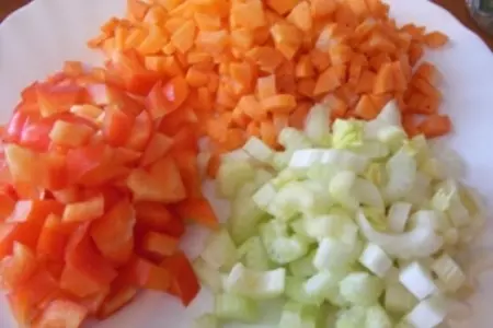 Голубчики из китайской капусты+куриные котлетки на картофельных подушечках (фарш экспериментальный): шаг 4