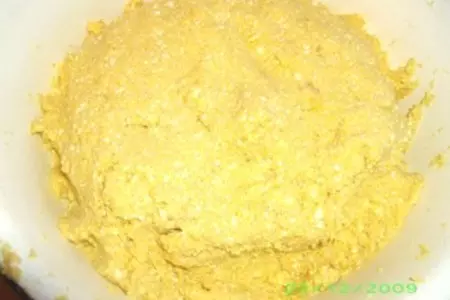Кексы из кукурузной муки с изюмом: шаг 4
