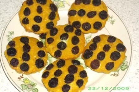 Кексы из кукурузной муки с изюмом: шаг 6