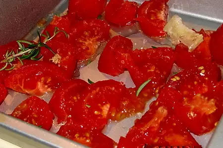 Куриные голени в мускате на подушке из помидоров: шаг 1
