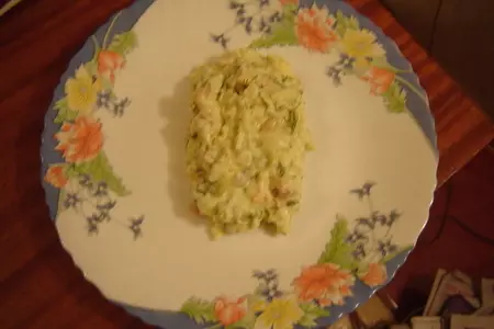 Салатик с морепродуктами на скорую руку: шаг 2