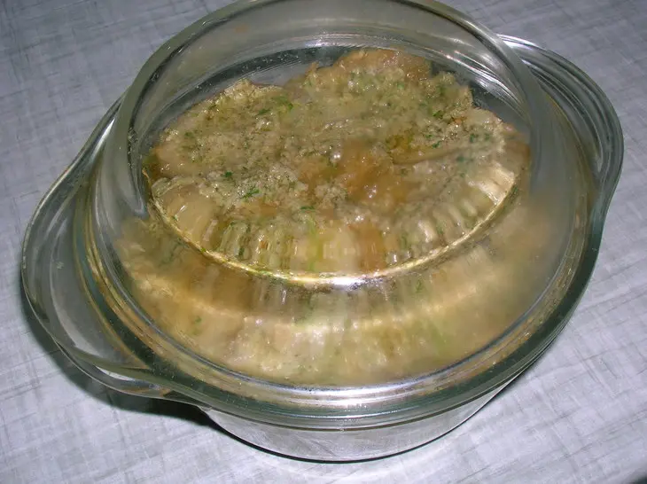 Салат из печеных баклажанов с грецкими орехами и травами по-гречески: шаг 7