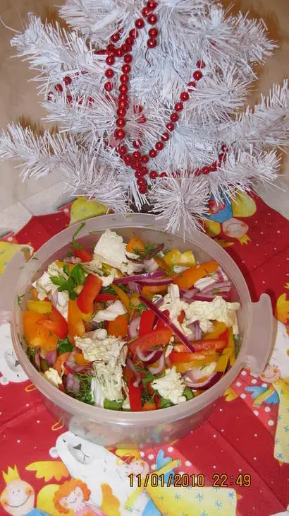 Салат овощной по-китайски с копченой курочкой: шаг 1