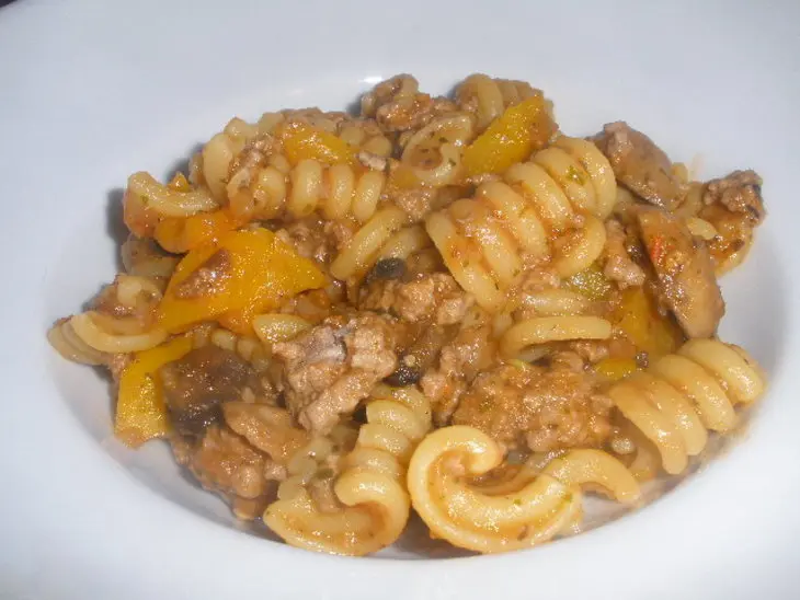 Итальянский гуляш с соусом маринара и ароматом палермо: шаг 7