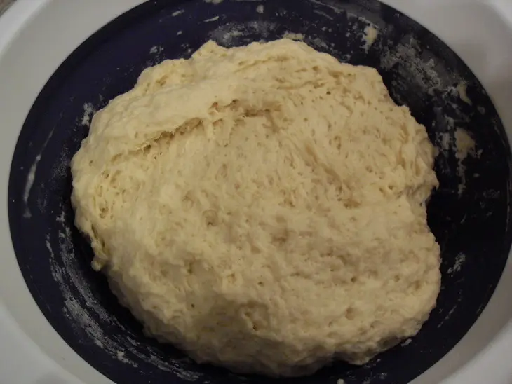 Булочки с изюмом и яблоком  "улитки" (rosinen -apfelschnecken): шаг 2