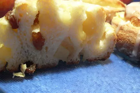 Булочки с изюмом и яблоком  "улитки" (rosinen -apfelschnecken): шаг 9