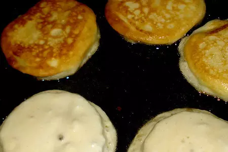 Яблоки в кляре (оладьи с яблоками): шаг 6