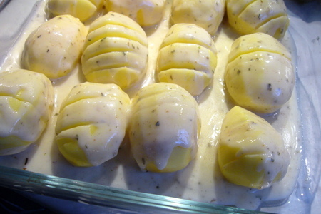 Печеная картошка-гармошка под соусом бешамель: шаг 3