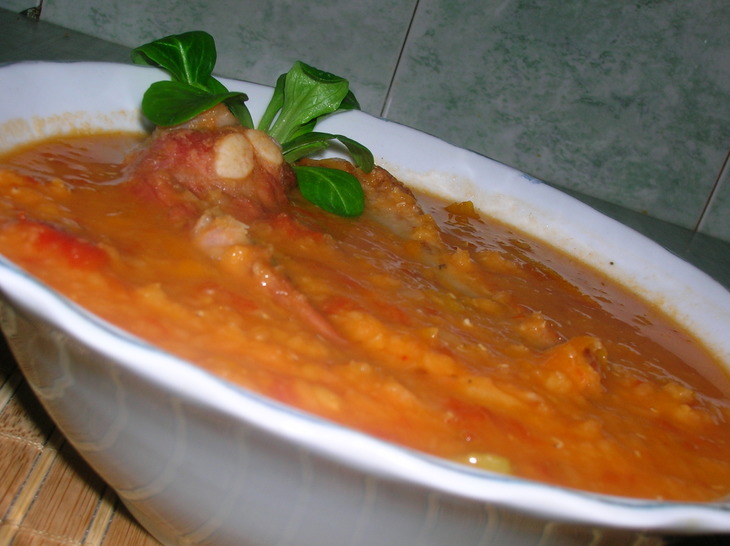 Густой чечевичный суп с копчеными свиными ребрышками: шаг 9