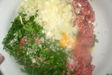 Армянские  колбаски "сигареты" с травами и овощами: шаг 2