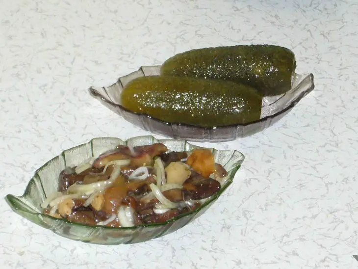 Рыбный бочонок с грибами: шаг 2