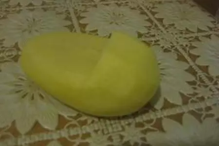 "лапти" из картофеля с грибочками и баклажанами: шаг 1