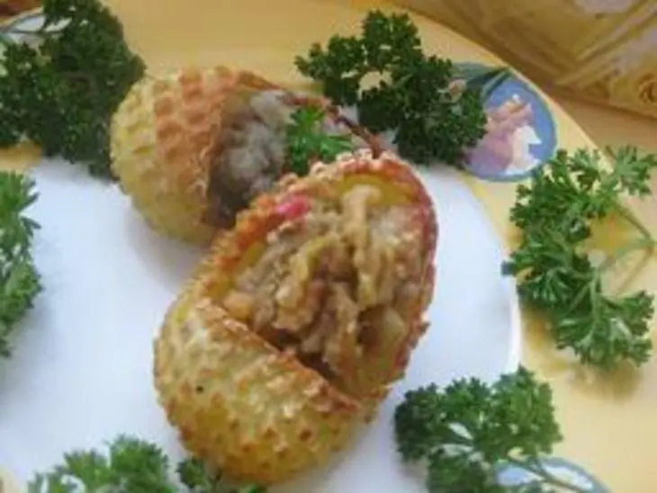 "лапти" из картофеля с грибочками и баклажанами: шаг 7