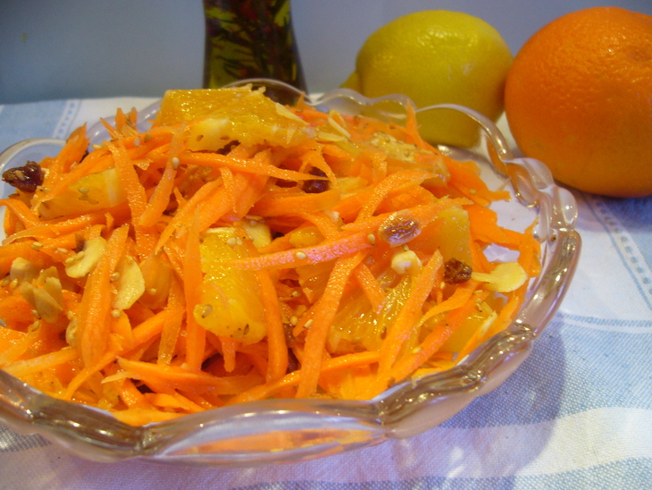 Морковно-апельсиновый салат  "оранжевая песня"