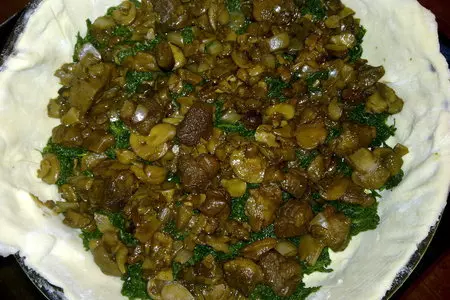 Пирог"греческий"(со шпинатом,грибами,сыром): шаг 2