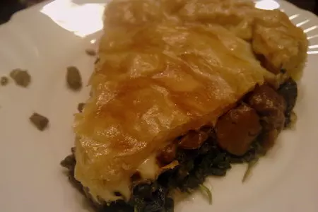 Пирог"греческий"(со шпинатом,грибами,сыром): шаг 5