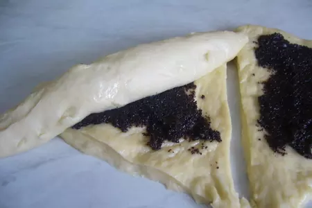Сдобные рогалики с маком: шаг 4