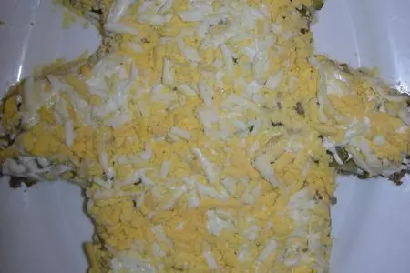 Салат "робот" из куриной печени со свеклой: шаг 4