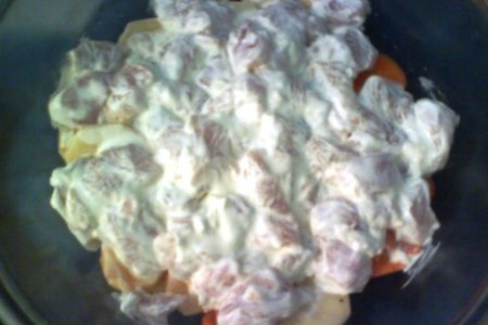 Картофель, запеченный с курицей и беконом.: шаг 8