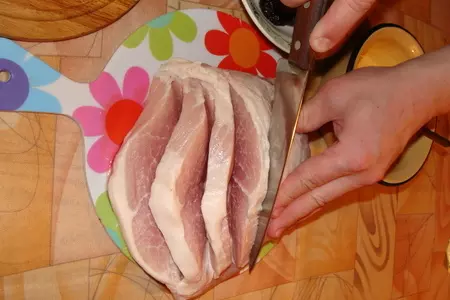 Pork with prunes (свинина с черносливом): шаг 2