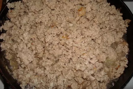Картофель, запеченный с мясом и грибами: шаг 1