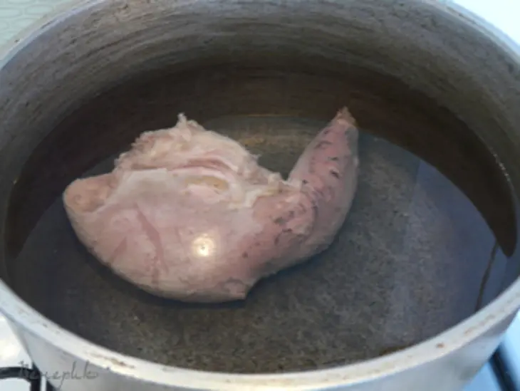 Тройной "царский" бульон и мясное ассорти - лучше для закуски не найти.: шаг 2