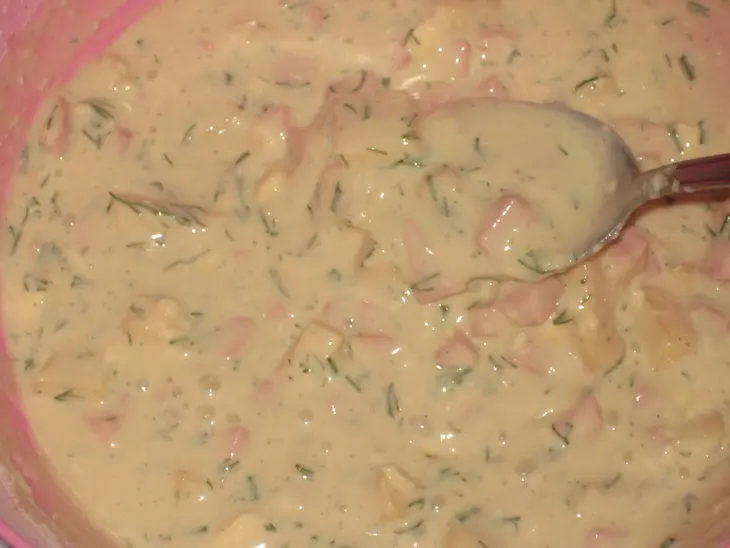 Маффины закусочные с колбасой и сыром: шаг 3