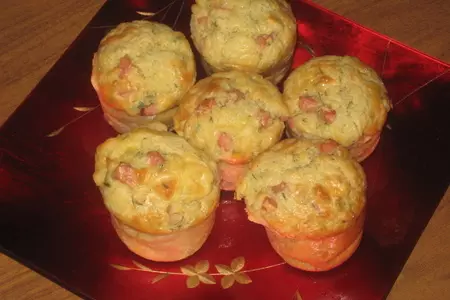 Маффины закусочные с колбасой и сыром: шаг 6