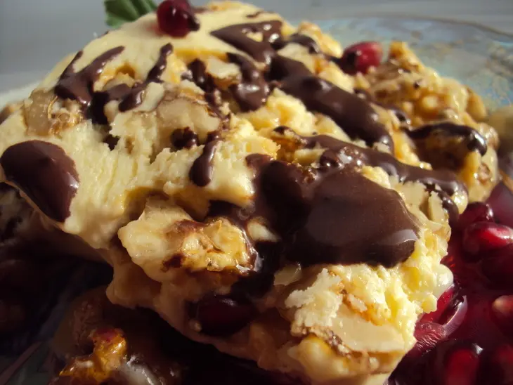Ореховое парфе с гранатовым соусом (walnut parfait with pomegranate sauce): шаг 7