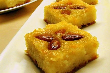 Десерт из манки с миндалём в сахарном сиропе «басбаса»: шаг 7