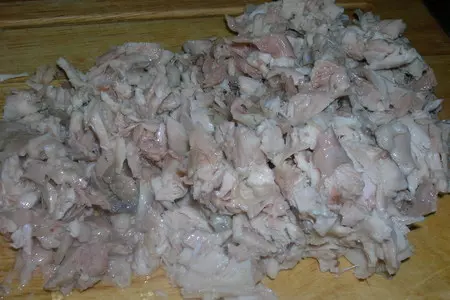 Блинчики в сырную клеточку, фаршированные курятиной: шаг 4