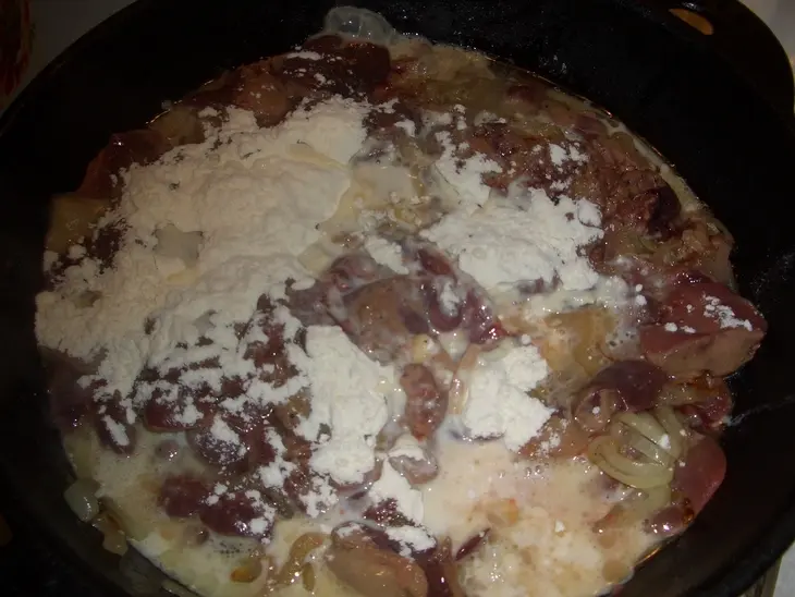 Запеканка из макарон,сыра и печени: шаг 3