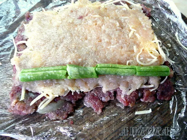 Мясные пальчики " глаз орла": шаг 3