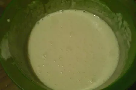 Сочный песочный киш с луком-пореем и сыром.: шаг 6