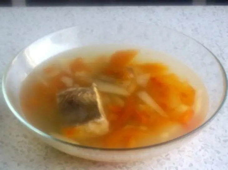 Суп с овощами из горбуши: шаг 6